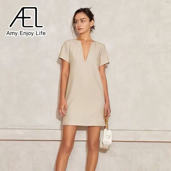 AEL Amy Enjoys Life Tan Ivory Mini Lined Size Extra Small - Picture 1 of 7
